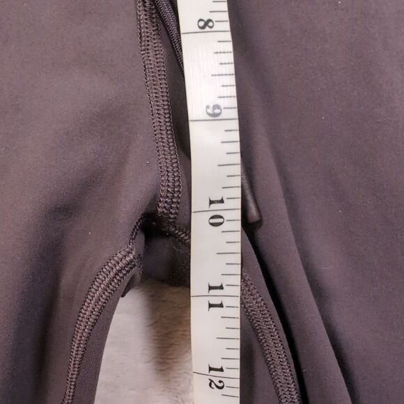 Vuori Daily Pocket Leggings Womens Medium Purple Yoga Athletic Athleisure Gym - Picture 10 of 12